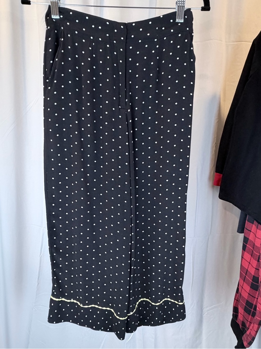 Topshop Black Wide-Leg Polka Dot Pants with White Dots and Yellow Piping